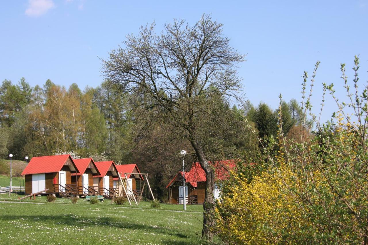 Camping V Raji - Palda Hotel Rovensko pod Troskami Buitenkant foto