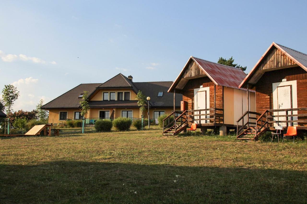 Camping V Raji - Palda Hotel Rovensko pod Troskami Buitenkant foto