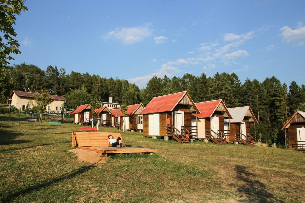 Camping V Raji - Palda Hotel Rovensko pod Troskami Buitenkant foto