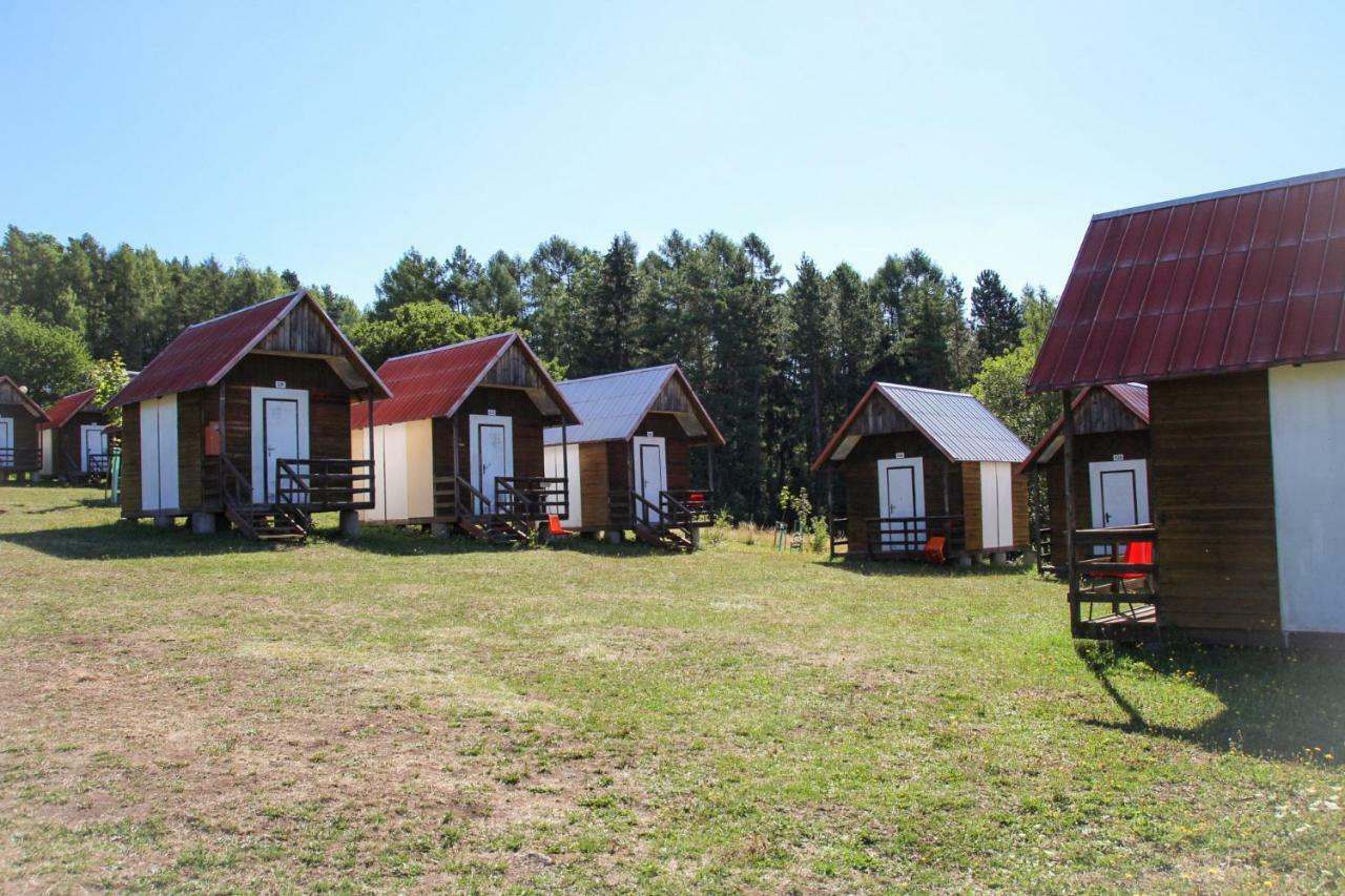 Camping V Raji - Palda Hotel Rovensko pod Troskami Buitenkant foto