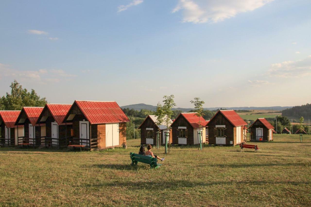 Camping V Raji - Palda Hotel Rovensko pod Troskami Buitenkant foto